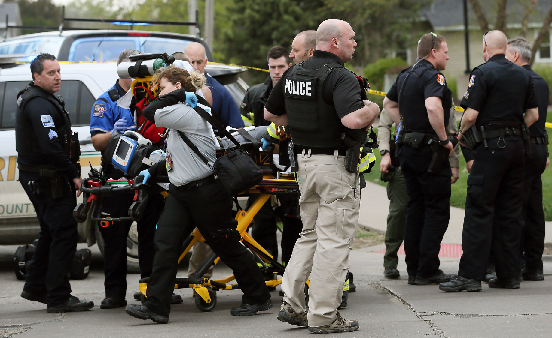 042519-qct-officer-shot-014
